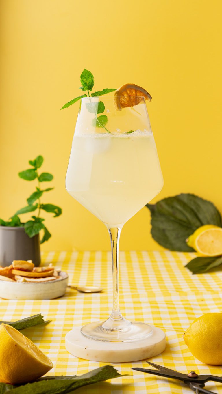 Limoncello Spritz